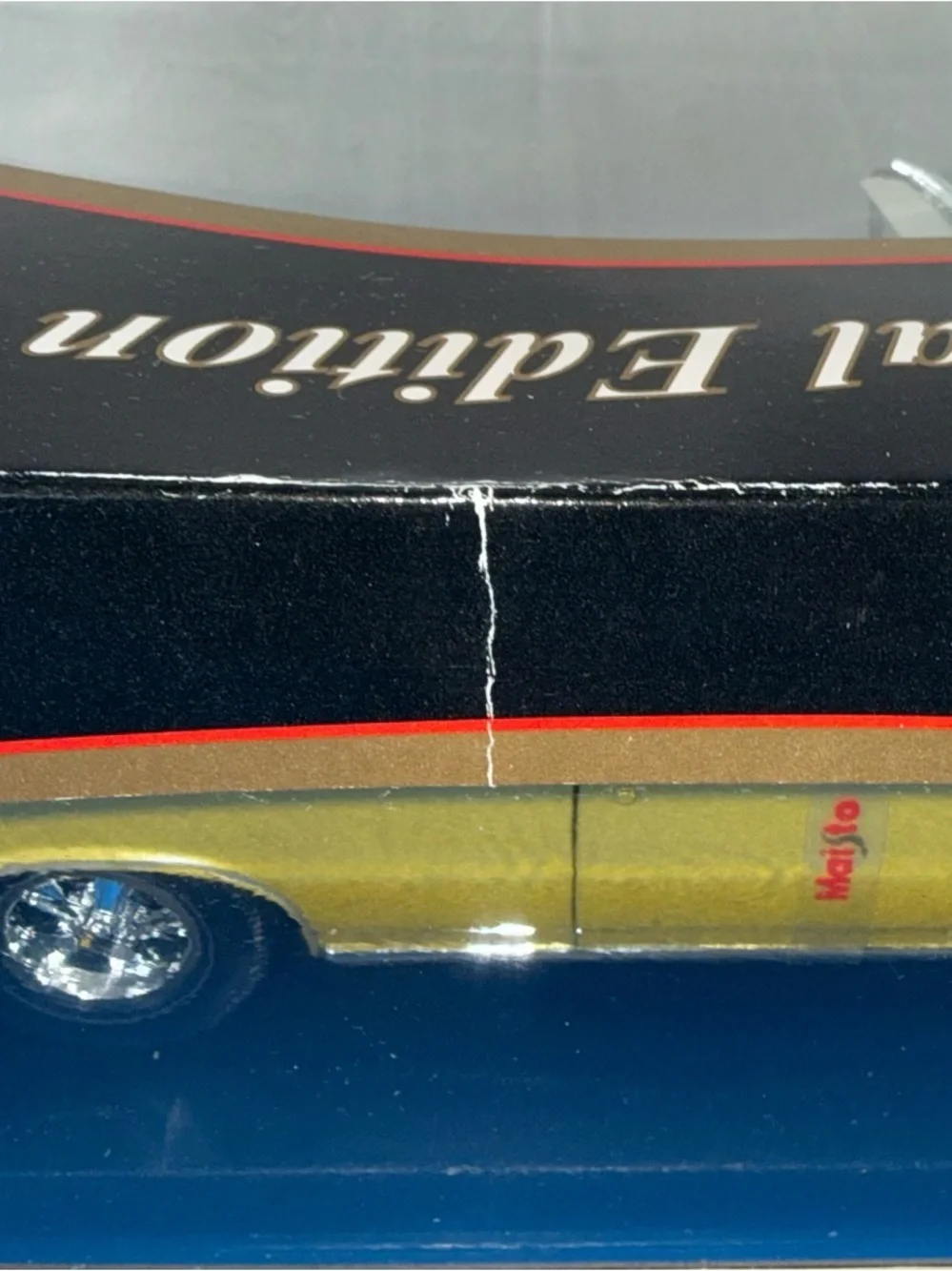Maisto Special Edition 1/18 Diecast 1965 Pontiac GTO Hurst Edition Gold RARE